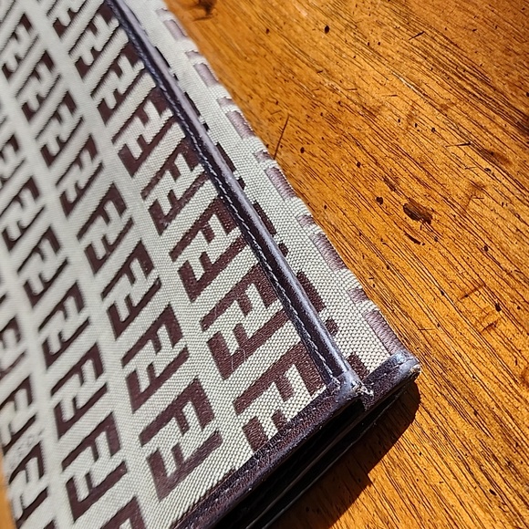 Vintage Fendi Brown & Beige Zucchino Canvas & Leather Continental Wallet - Picture 3 of 17